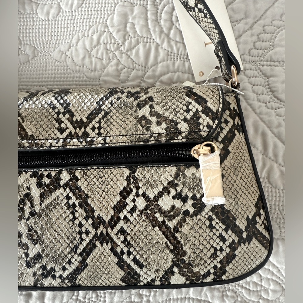 Le Miel Vegan Snake Print Hand/Shoulder Bag-Cream and Brown - Picture 4 of 7